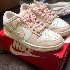 Nike Dunk Low Orange Pearl